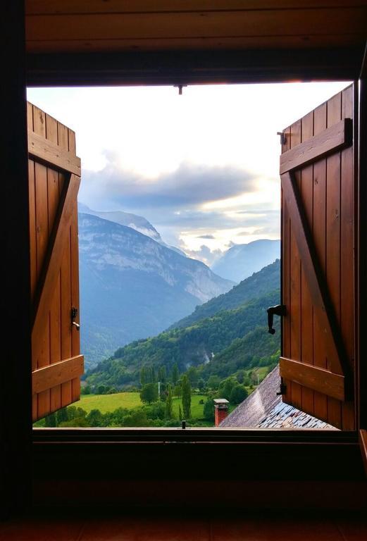 Apartment Casa Blas Gistaín 部屋 写真